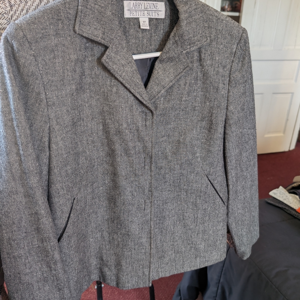 Larry Levine Women's Gray Jacket